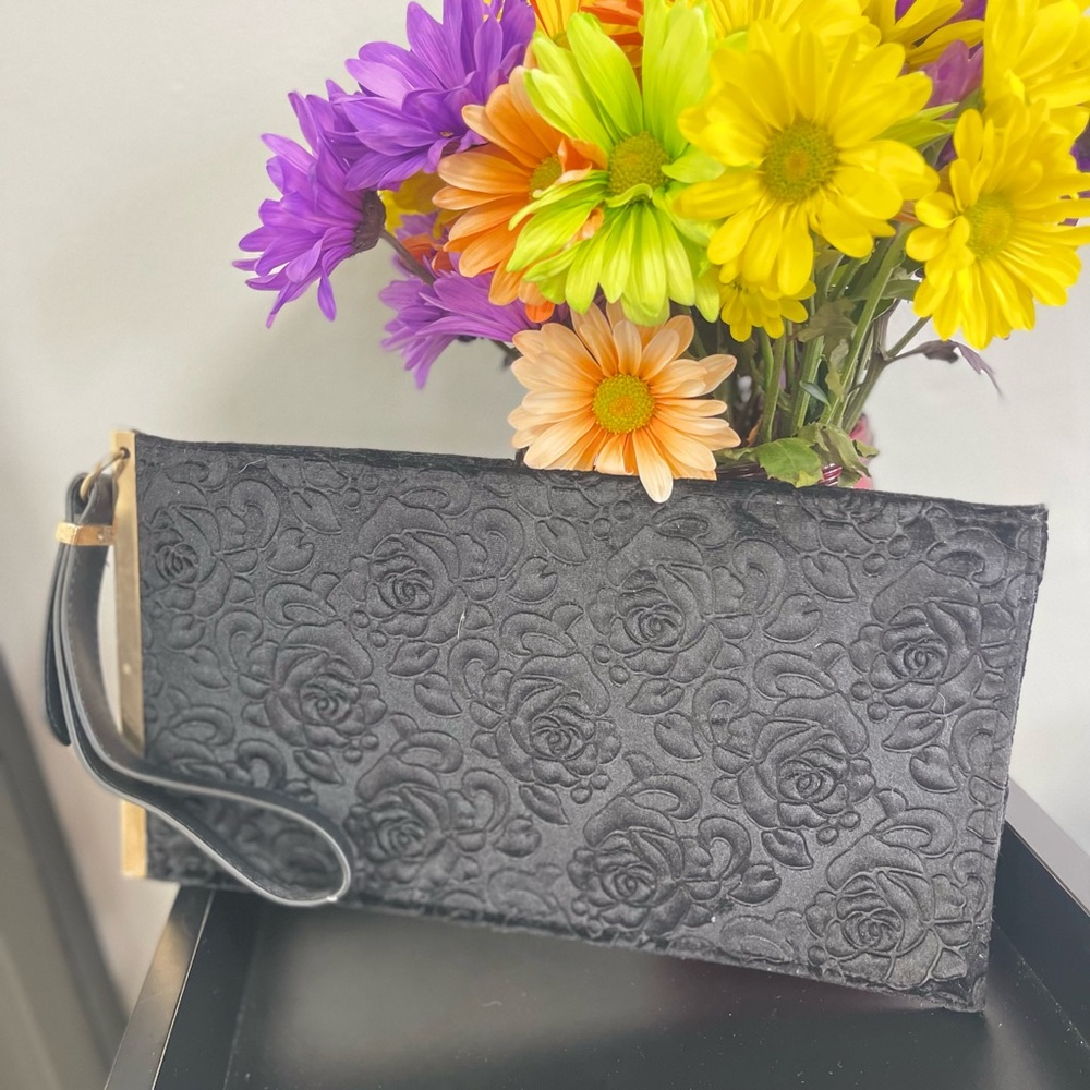 Betsey Johnson Formal Wristlet